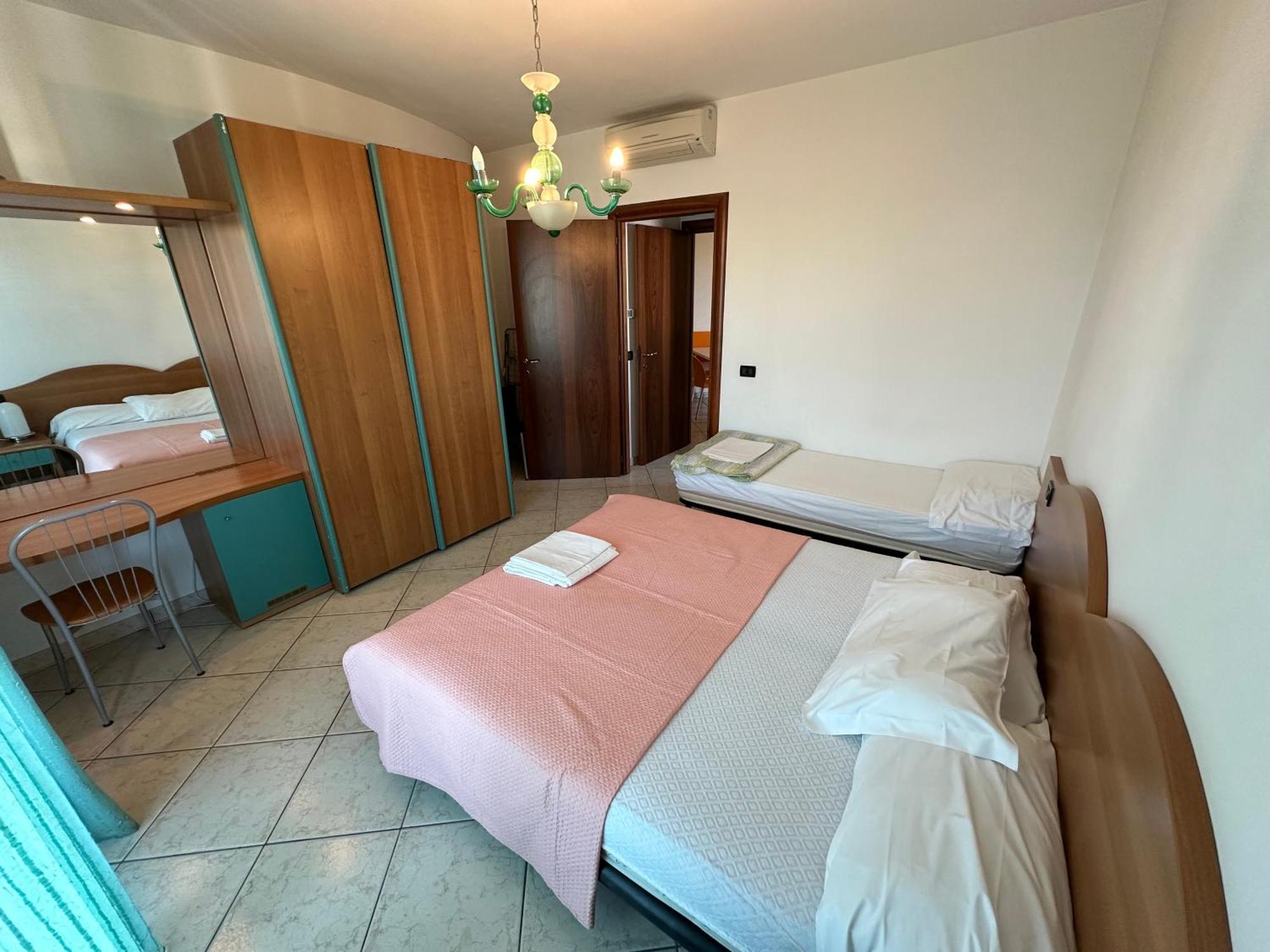 Residence Diana Frontemare - Agenzia Cocal Caorle Dış mekan fotoğraf
