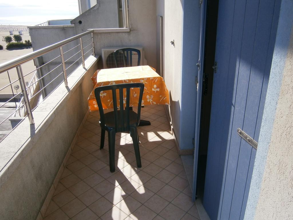 Residence Diana Frontemare - Agenzia Cocal Caorle Dış mekan fotoğraf